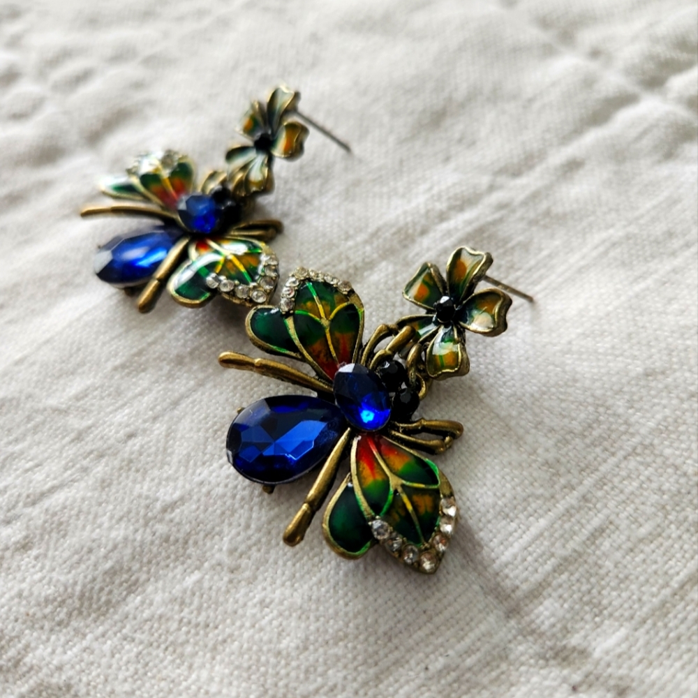 Betsy Johnson multicolor bee earrings